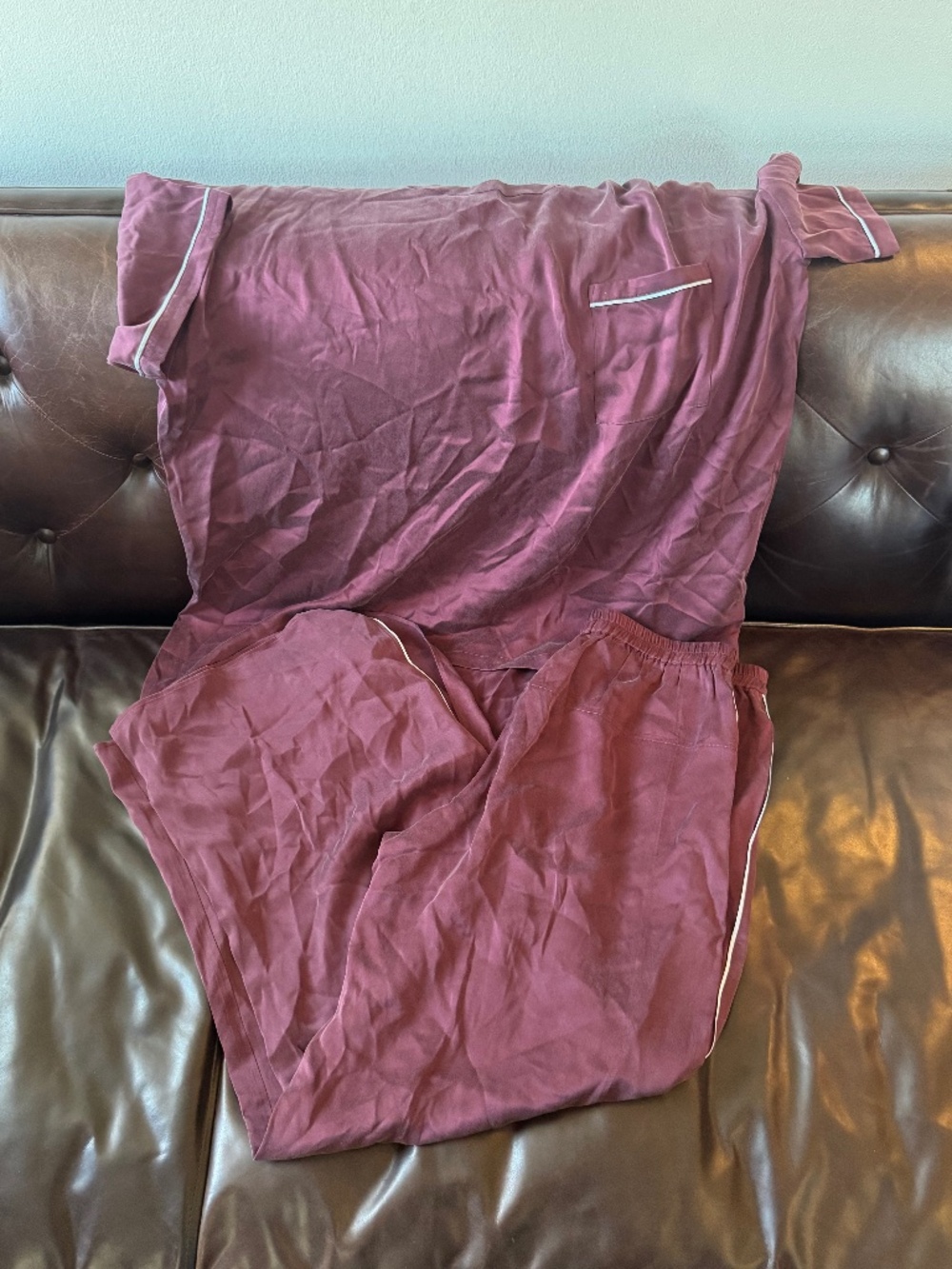 LUNYA NWOT Washable Silk Tee Pant Set in Vintage Merlot/Frosted Lagoon Size M - Picture 6 of 7